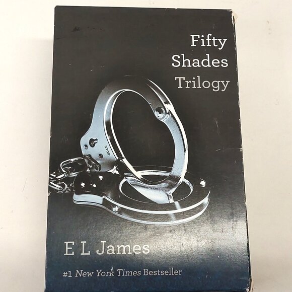 Fifty Shades of Grey Trilogy by E.L. James - Picture 3 of 10